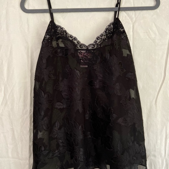 Meet your Posher, Olivia - Picture 6 of 16